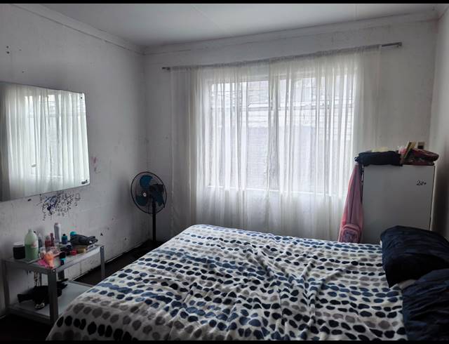 3 BEDROOM HOUSE FOR SALE IN LENTEGEUR